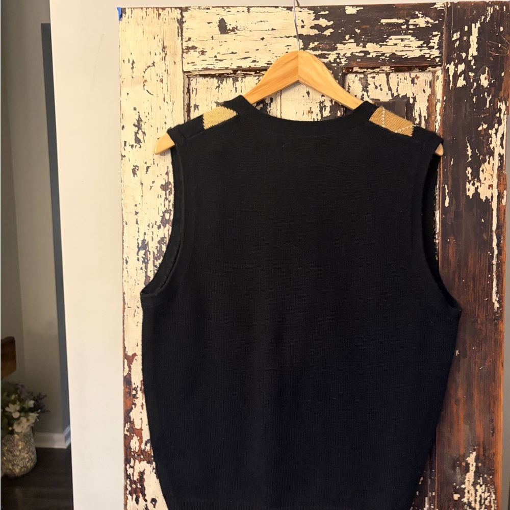 Chandler Hill  Black and Tan Argyle V-Neck vintage Sweater Vest. Gold buttons. L - Picture 2 of 5